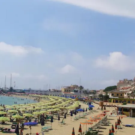 アパート Giardino In Citta; Centralissimo サンレモ