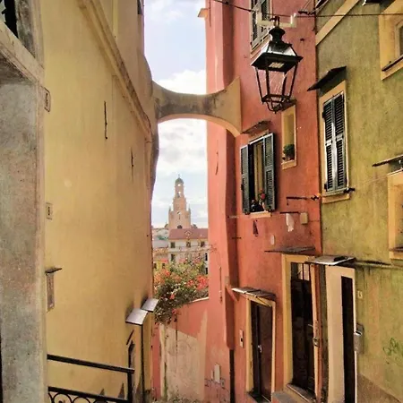 Giardino In Citta; Centralissimo サンレモ